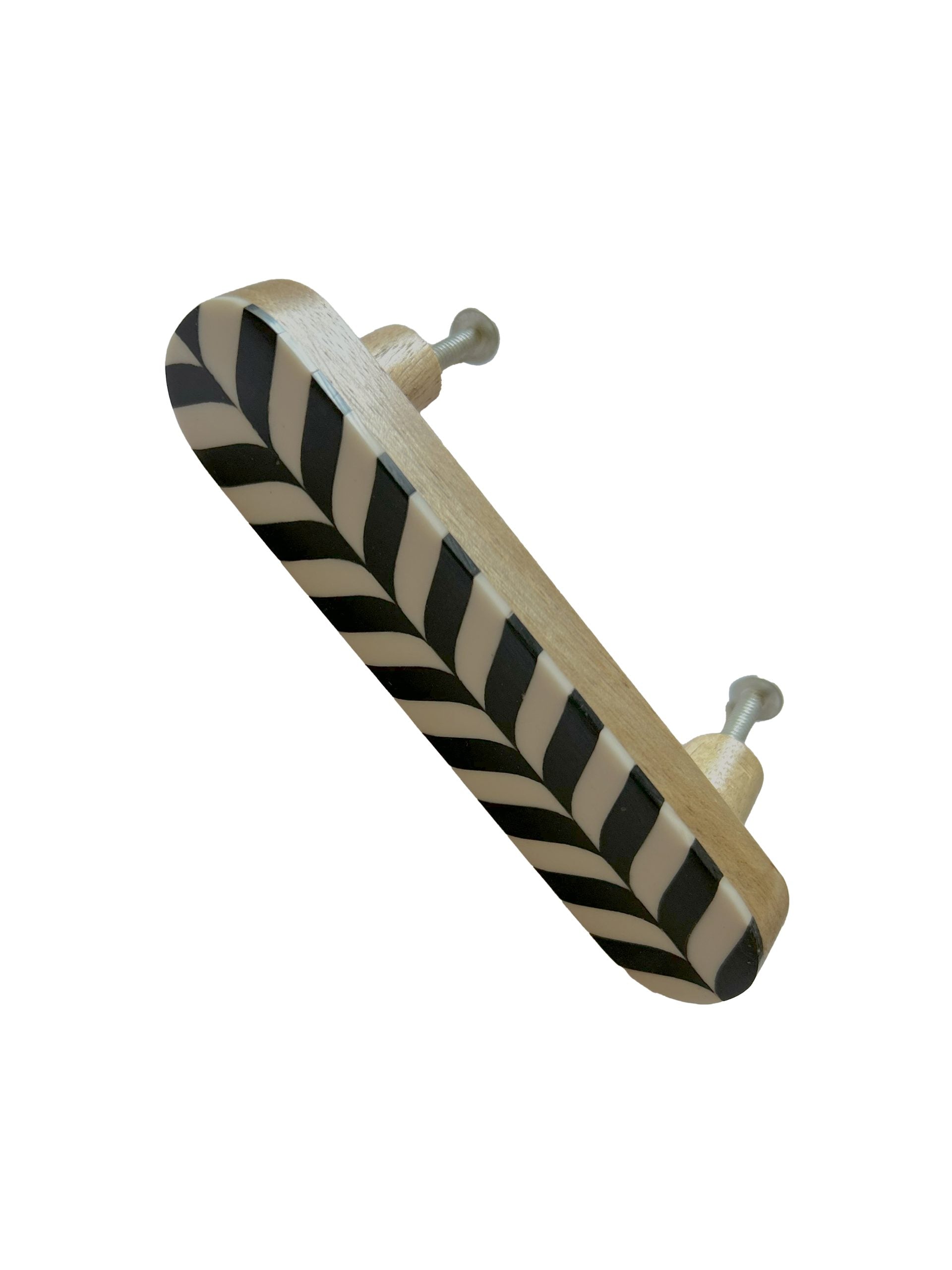 Black wooden herringbone handle