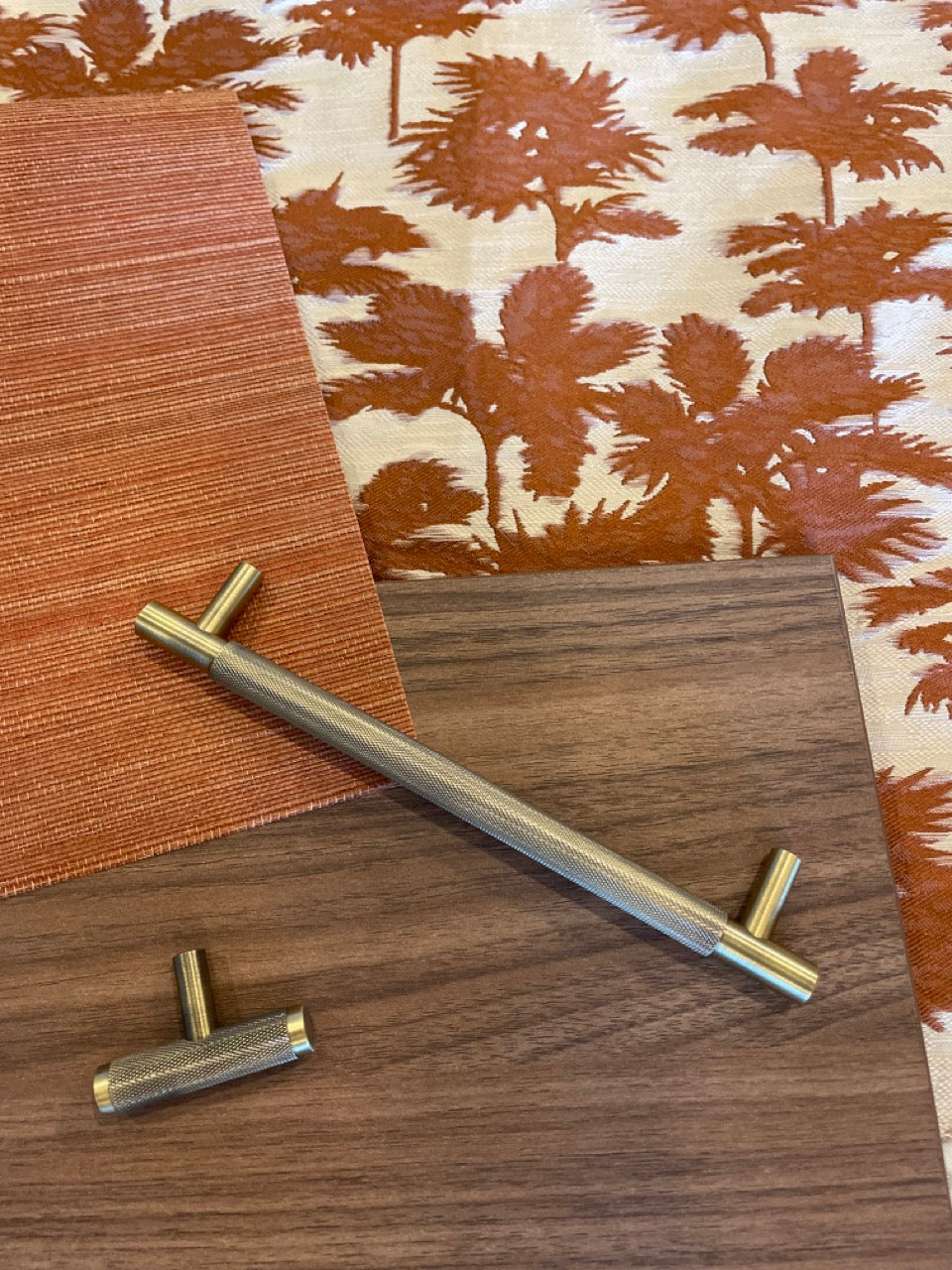 Natuurlijk behang sisal terracotta