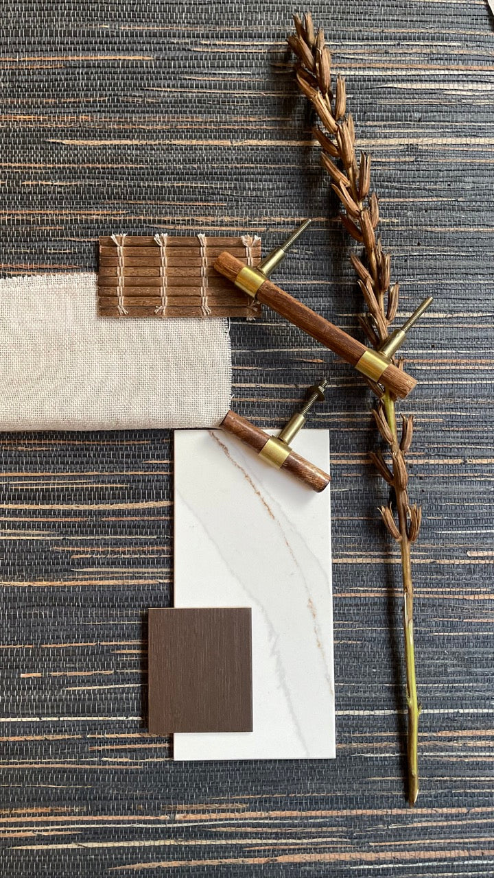 Behang zeegras donkerblauw bruin beige mix