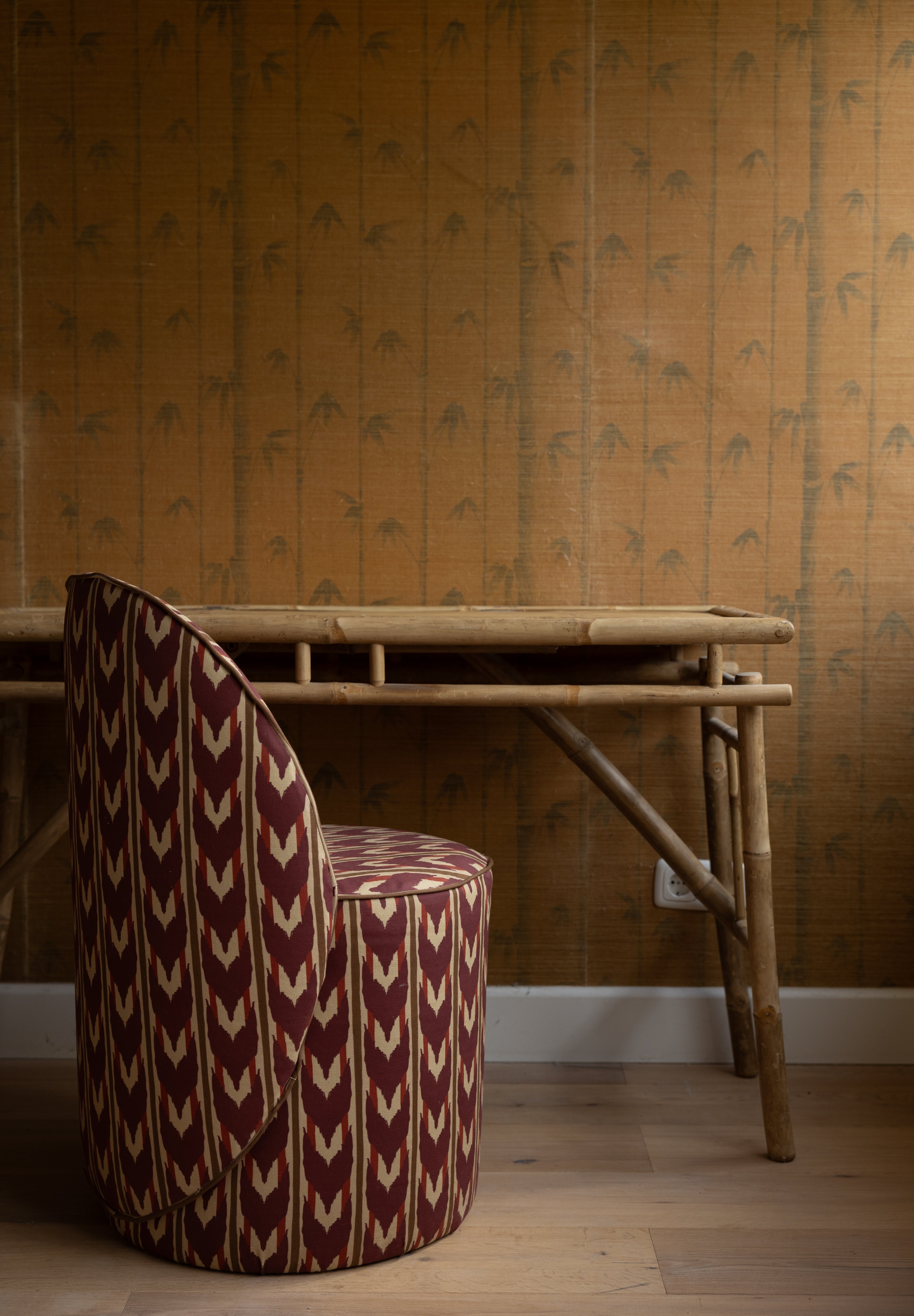 Poef met leuning Maison Artisan Ikat